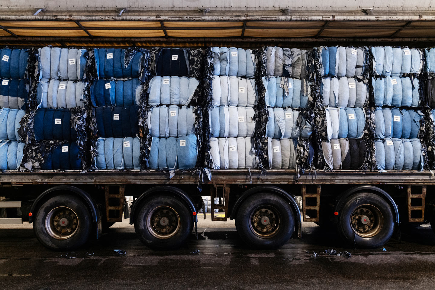 30272965A Sweden Sundsvall 25th November 2022  Renewcell Ortviksvägen 80 85633 SundsvallStock of cotton products clothes